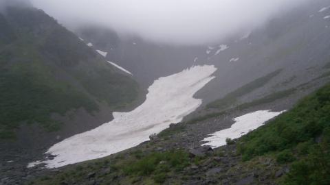 涸沢カールの雪渓　今年は多い