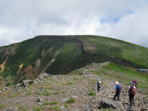 硫黄岳への最後の登り