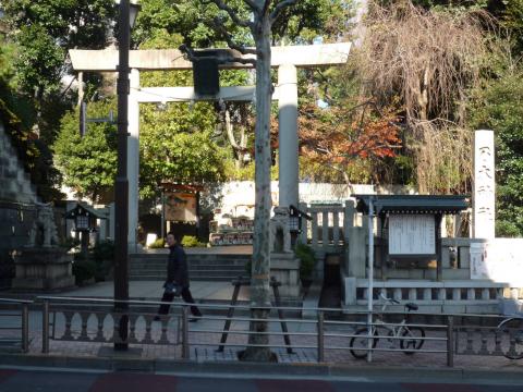 乃木神社　もう新年バージョンになってます