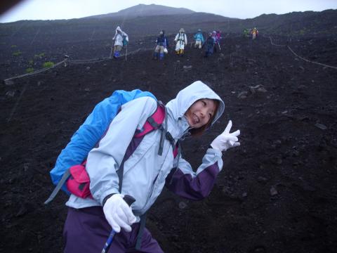 華奢な見かけとはうって変わって強心臓のH嬢
余裕の表情