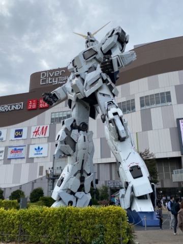 お台場へ　チューリップたくさん