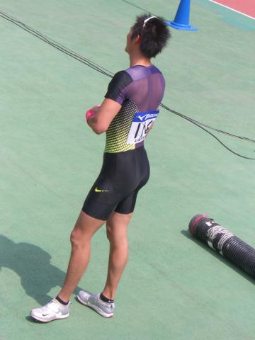 沢野大地選手の背中 ホレボレ(*^^)v