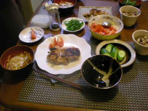 本日の夕食。健康な食生活目指して(^o^)
