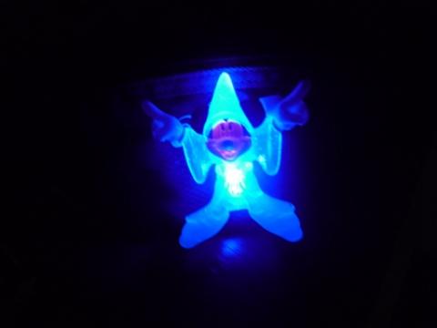 ♪ I wish upon a star ~
ミッキーのLEDライト