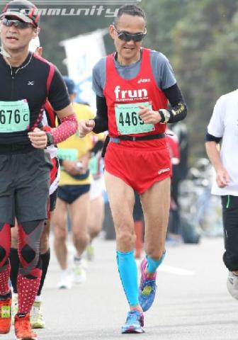 40キロ過ぎの最後の坂
下を向いていた記憶はあったが、ココまでうつむいていたとは・・・