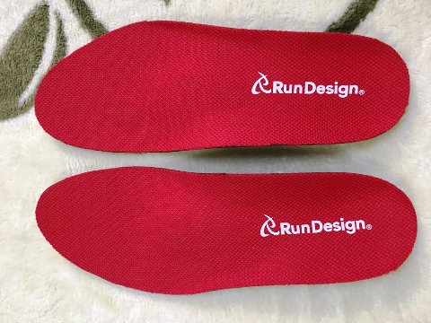 やっぱりこれです ランデザインのインソール! お色は 勝負カラーの赤