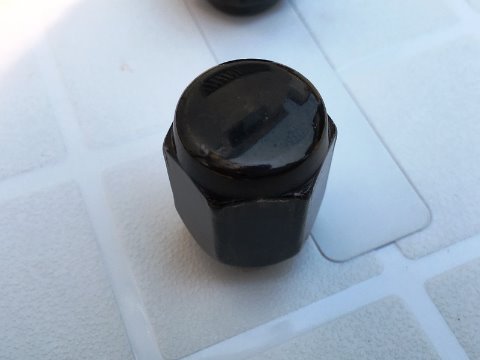 今まで使っていた21HEXのナット 協永産業のブルロック