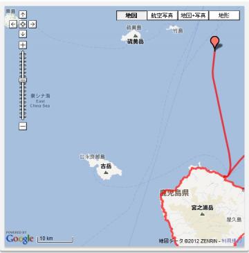 屋久島を回り終わって硫黄島のわきを北上中