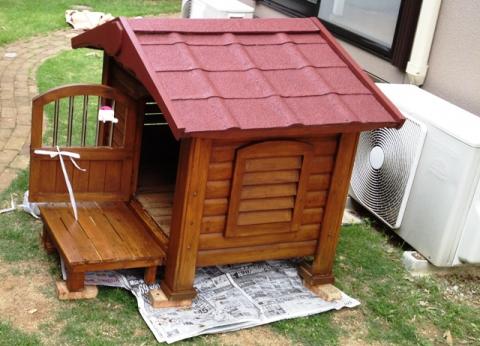 屋根は何回も重ね塗りしたので、今年の梅雨は大丈夫だろう